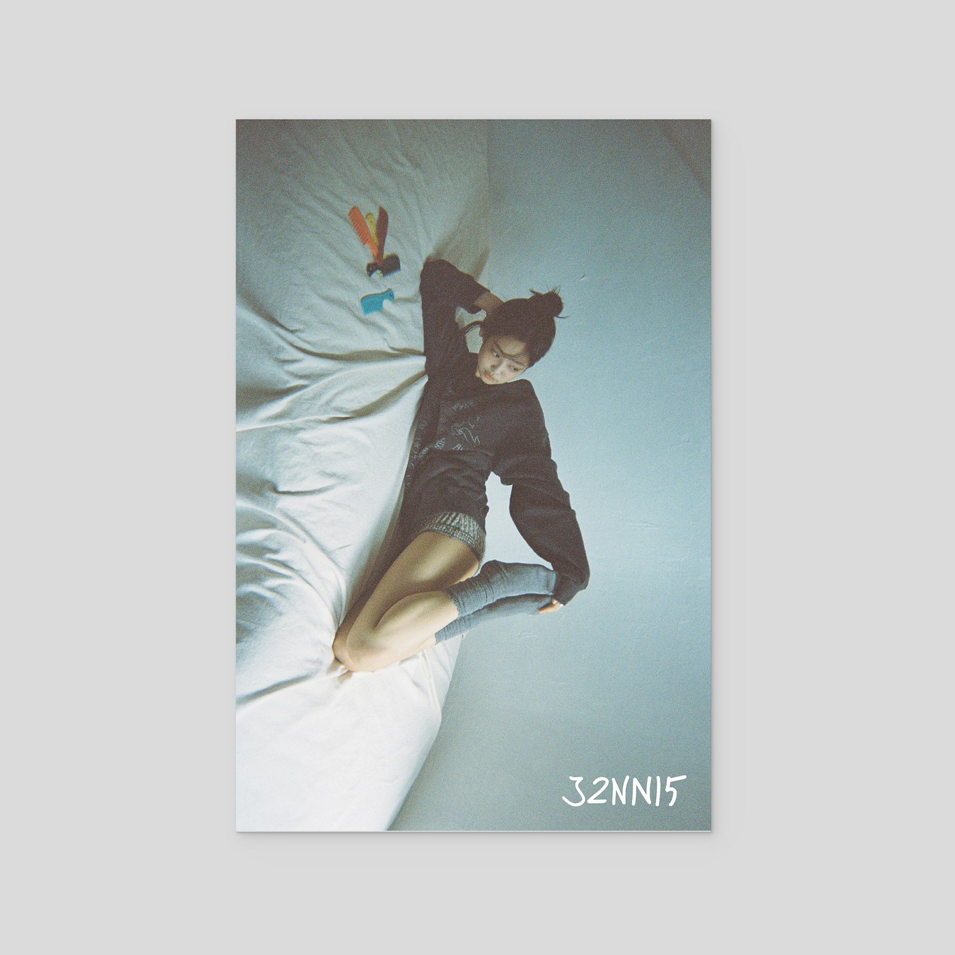 J2NNI5 PostCard 3 – Jennie