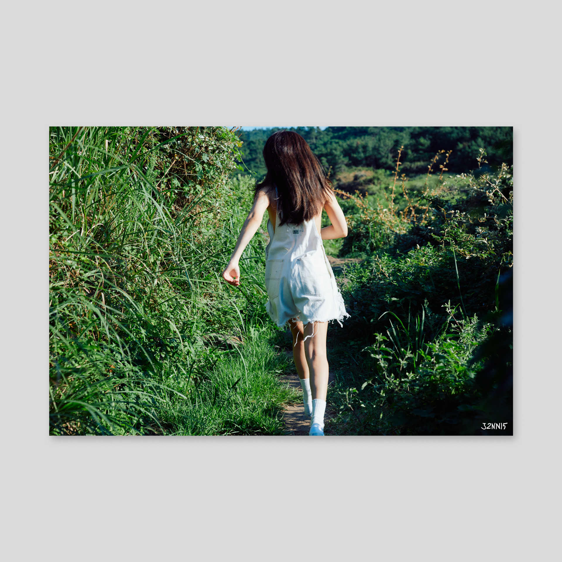 J2NNI5 Art Poster 2 – Jennie